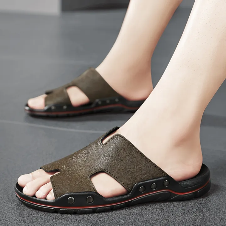 Summer%20Men%20Slippers%20Genuine%20Leather%20Breathable%20Clogs%20Sandals%20Beach%20Classics%20Leather%20Slides%20Outdoor%20Flip%20Flops%20Plus%20Size%20Men%20Shoe%20-%20Image%206