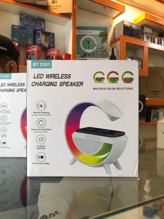 Google%20Wireless%20Charger%20&%20Speaker%20-%20Image%203