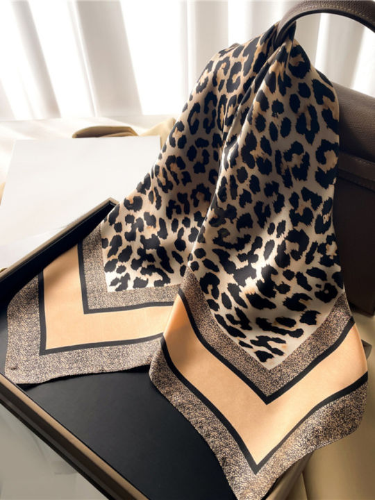 Fashionable%2070*70cm%20Leopard%20Print%20Scarf%20For%20Women%20Spring/summer%20Soft%20Satin%20Borders%20Square%20Bandana%20Sun%20Protection%20Shawls%20-%20Image%207