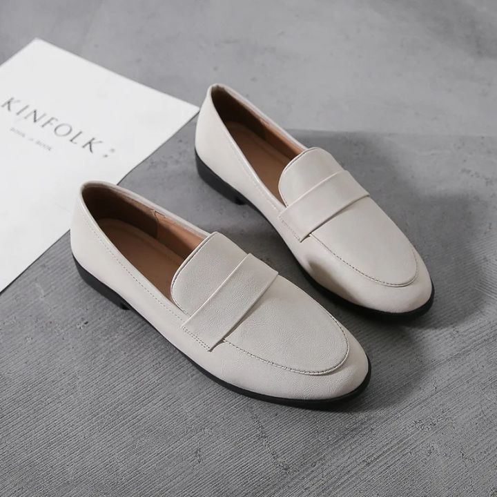 Spring Autumn Ladies New Small Leather Shoes Vintage Versatile Loafers British Style Fashion Anti Slip Shoes Casual Women's Flat