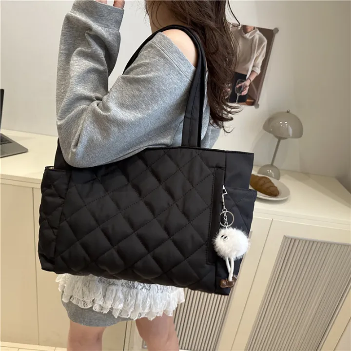 Multi%20Pocket%20Women%20Mailman%20Bag%20Diamond%20Patterned%20Cotton%20Clothing%20Shoulder%20Bag%20Large%20Capacity%20Tote%20Bag%20Casual%20Nylon%20Shoulder%20Bag%20-%20Image%203