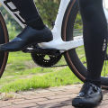 RRSKIT Bicycle Warm Leg Sleeves Running Fitness Sports Gear Autumn Winter Plus Velvet Legwarmers MTB Road Bicycle Thermal Leggin. 