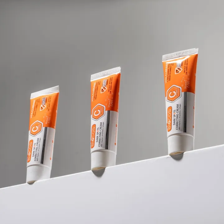 Biocos%20Dark%20Spot%20Correcting%20Cream%20%7C%20Brightening%20&%20Hydrating%20Formula%20with%20Sweet%20Almond%20Oil,%20Glycerin%20&%20Antioxidants%20%7C%20Fades%20Dark%20Spots,%20Pigmentation%20&%20Uneven%20Skin%20Tone%20-%2040gm%20-%20Image%203