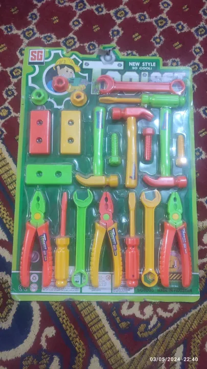 Plastic%20Tool%20Set%20for%20kids%2021%20pcs%20best%20learning%20gift%20for%20kids%20-%20Image%202