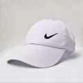 NEW Nike BASEBALL
CAP PLAIN White. 