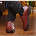 Men's leather shoes new black Soft bottom anti slip and breath shoes men's Business dress casual Zapatos luxury light flat.