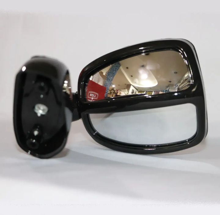 Car under mirror- Under Mirror