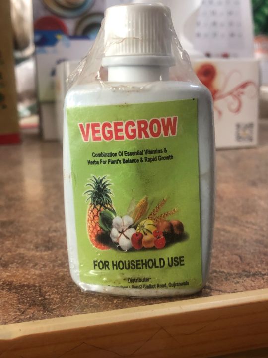 Vegegrow Combination of Essential Vitamins & Herbs For Plants Balance & Rapid Growth  For Household Use