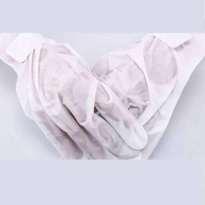 Bioaqua%20Moisturizing%20Avocado%20Niacinamide%20Hand%20Sheet%20Mask-%201%20Pair%20-%20Image%203