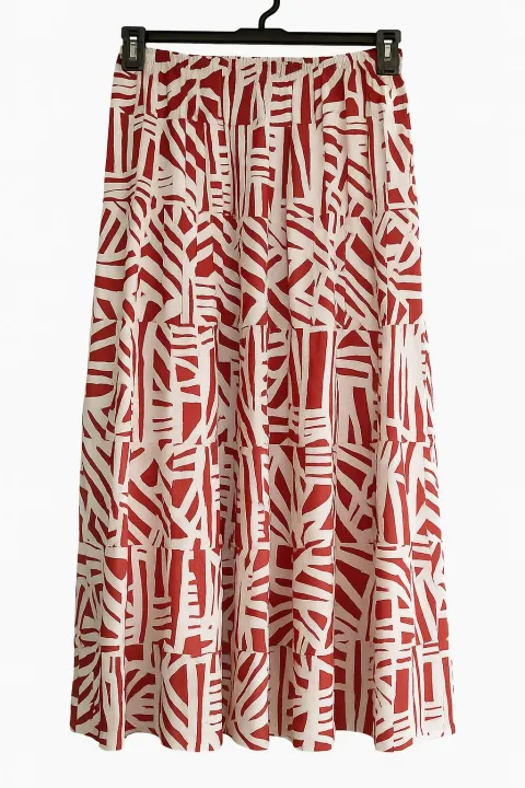 Stylish%20and%20Fashionable%20Long%20Skirt%20for%20Women%20-%20Image%202