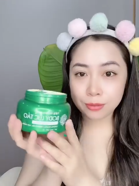 Soo Young Whiting Body Luc Tao Body Cream 250g