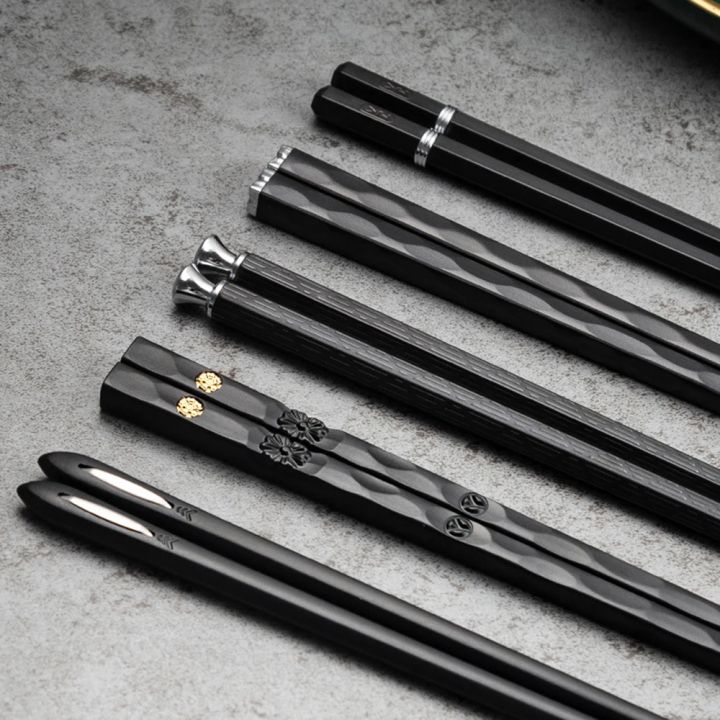 5%20Pairs%20Japanese%20Chopsticks%20Food%20Sushi%20Sticks%20Non%20Slip%20Reusable%20Korean%20Cutlery%20Set%20Alloy%20Tableware%20for%20Home%20Restaurant%20-%20Image%205