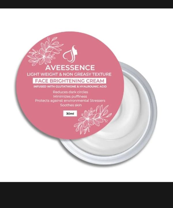 Aveessence%20Glow%20Radiance%20Face%20Brightening%20Cream%20-%20Image%207