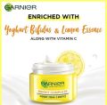 Garnier Bright Complete Vitamin C Yoghurt Night Cream (40g). 