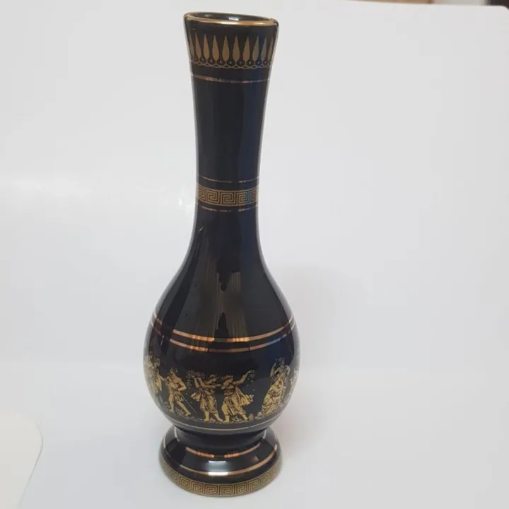 24 Carat Gold
plated greece Decorative vas handmade /KE made in Greece  Black And 24K Gold Vase
/
KE Greece 24K Gold Hand Made Vase Greek Mythology 7” Tall