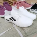 Hot Seller Old Beijing Cloth Shoes Women Fashion Korean Casual Shoes Breathable Light Soft Sole Running Shoes Women Sneakers. 