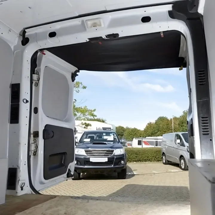 Van%20Rear%20Door%20Awning%20Sunshade,%20Waterproof%20Car%20Tailgate%20Tent%20Cover,%20Universal%20RV%20Back%20Door%20Shelter%20-%20Image%202