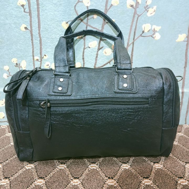 Side%20Bag%20Stylish%20Outdoor%20Travel%20Bag%20YouTube%20Bag%20%20By%20Fashion%20Wear%20-%20Image%204