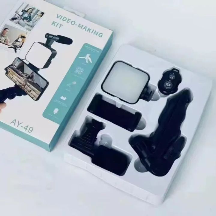 Blogging%20Video%20Making%20Kit%20With%20Microphone%20-%20Image%207