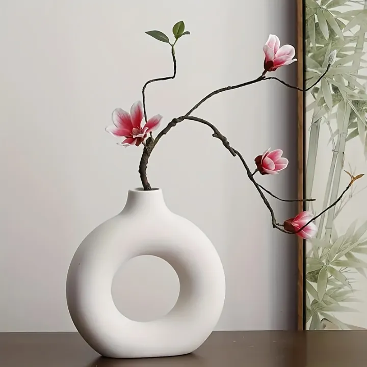 Durable%20Plastic%20Modern%20Decorative%20Donut%20Vase%20-%20Elegant%20Nordic-Inspired%20Centerpiece%20for%20Living%20Room,%20Bedroom%20&%20Desk%20-%20Perfect%20for%20home%20decoration%20item%20-%20Image%204