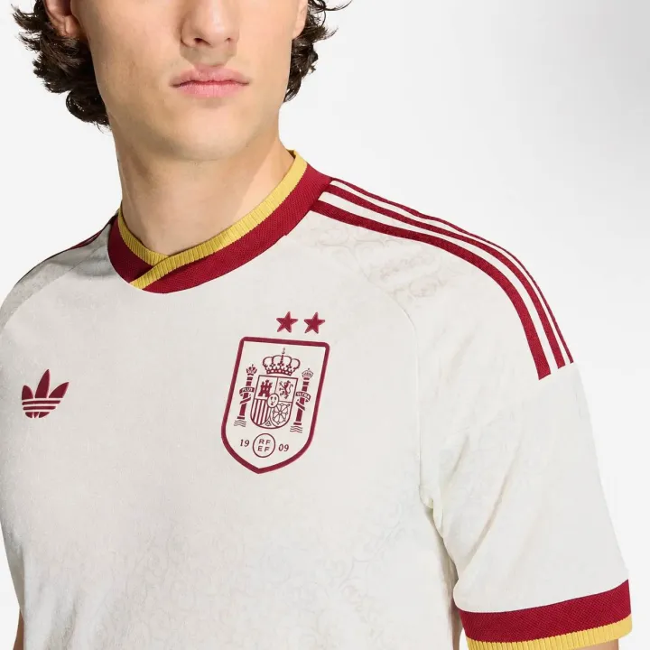 Spain%20New%20Two%20Star%20Premium%20Jercey%20%7C%20Spain%20Home%20Kit%20%7C%20Spain%20Away%20Kit%20-%20Image%202