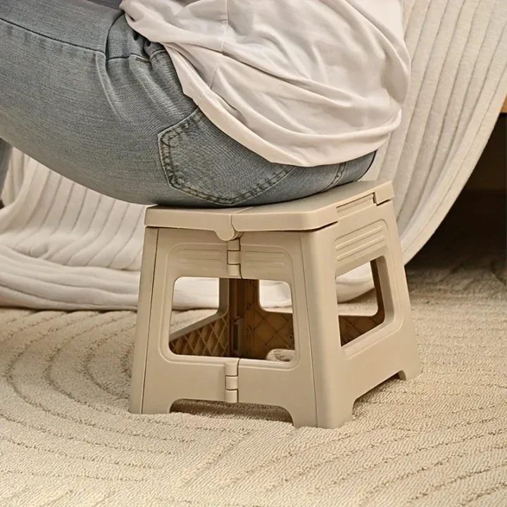 Plastic%20Folding%20Small%20Stool%20For%20Outdoor%20Use,Hand%20in%20Hand,Lifting%20Stool%20For%20Trains,Fishing%20Stool,Shrinking%20Stool,Bathing%20Stool%20-%20Image%205