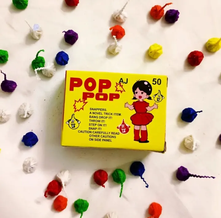 China%20Pop%20Pop%20Bang%20Snappers,%20Mini%20Pop%20Crackers,,%20Small%20&%20Safe%20play.%20-%20Image%202