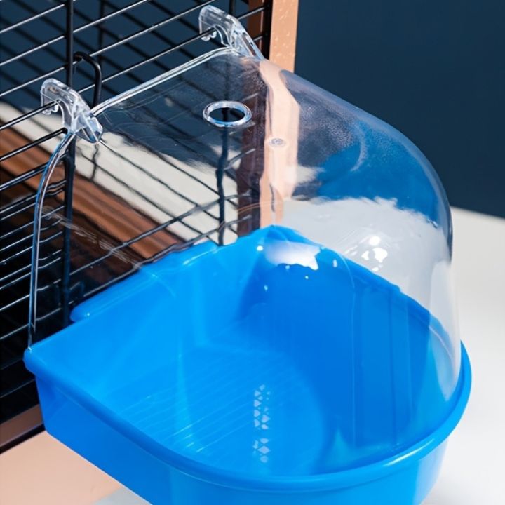 Transparent%20Bird%20Bath%20Tub%20-%20Splash-Proof%20PP%20Shower%20for%20Parrots,%20Lovebirds%20&%20Conures%20w/%20Easy-Grip%20Handle%20-%20Image%204
