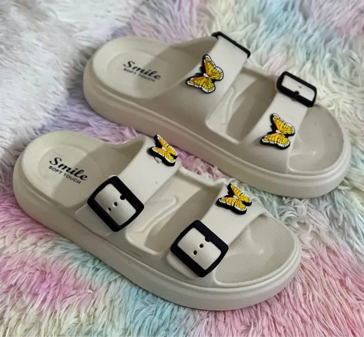 New%20Soft%20EVA%20Rubber%20Lightweight%20&%20Comfortable%20Buckle%20Sandals%20with%20Cute%20Charms%20for%20Girls%20&%20Womens%20-%20Image%202