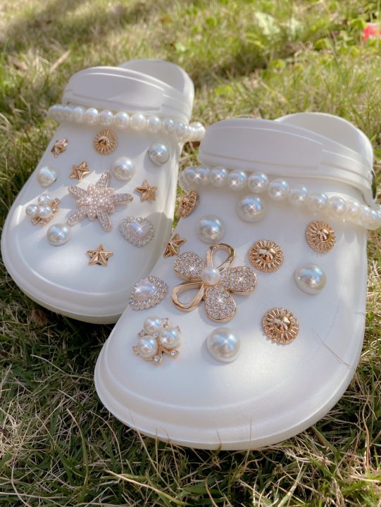 26pcs%20Hole%20Shoes%20Accessories,%20Including%20Detachable%20Star,%20Flower,%20Bear%20Design%20Shoe%20Charms,%20Suitable%20For%20Sandals%20&%20Beach%20Shoes%20&%20H%20-%20Image%202