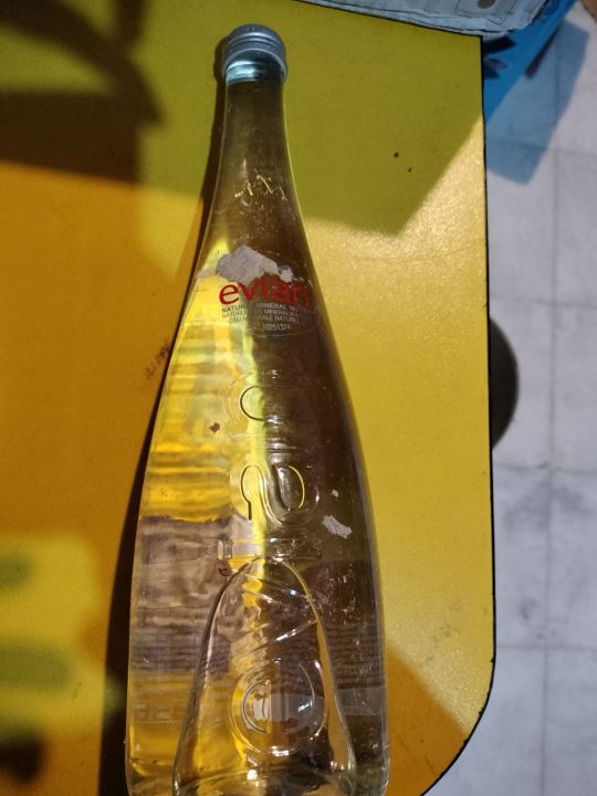 Evian water Glass bottle 75cl