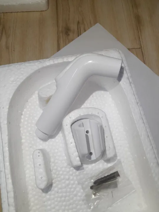 Sonic%20Toilet%20Shower%20with%20pipe,rubber%20washer%20and%20bracket%20-%20Image%206