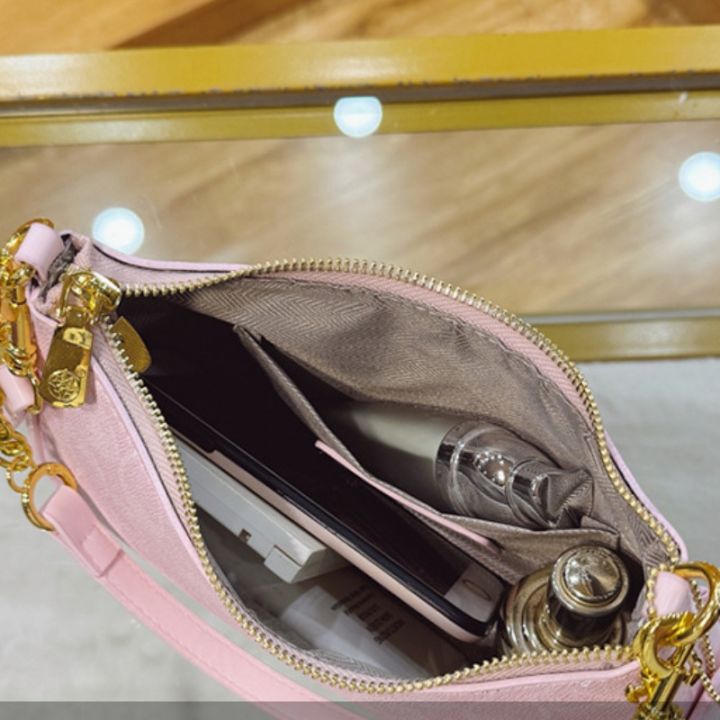 Classic%20Style%20Printed%20Chain,%20Elegant%20Small%20Clutch%20Bag,%20Versatile%20and%20Fashionable%20Crossbody%20Bag%20Design.%20Style:%20Yellow/Pink%20-%20Image%205