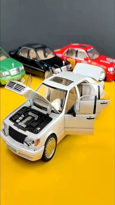 Diecast 1/24 Benzs Vintage W140 320SEL Alloy Car Model Simulation Toy Vehicle Sound Light