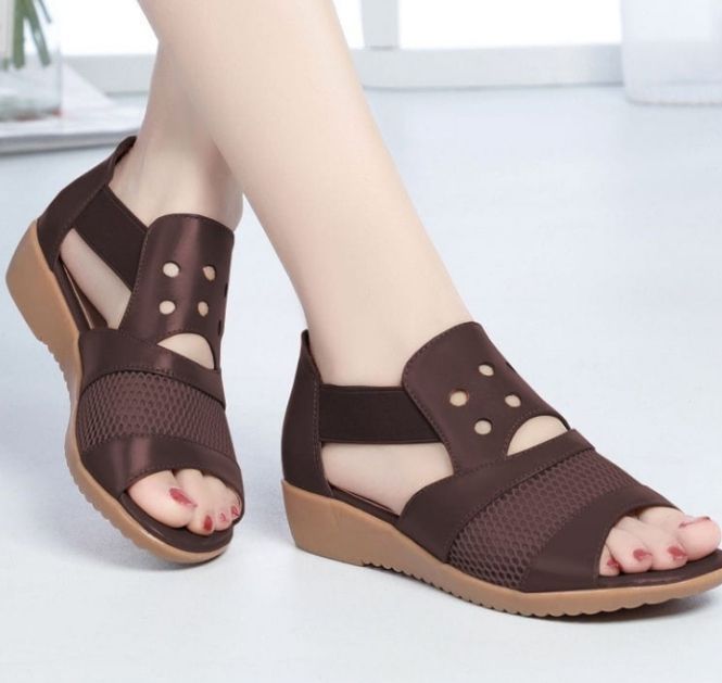 Women’s Fashion Net Sandals Artificial Leather, Size 8