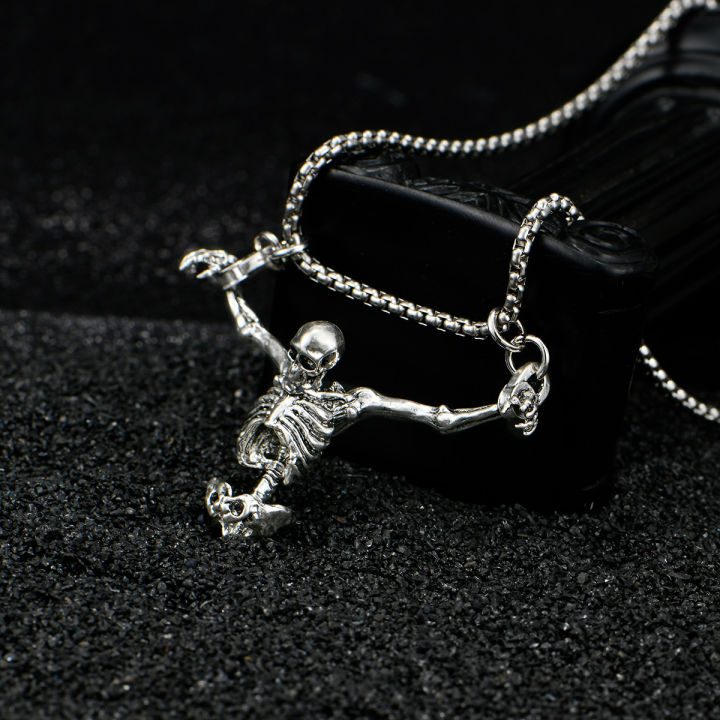 A%20Fashionable%20and%20Creative%20New%20Halloween%20Punk%20Style%20Skull%20Necklace%20Halloween%20Gift%20-%20Image%206