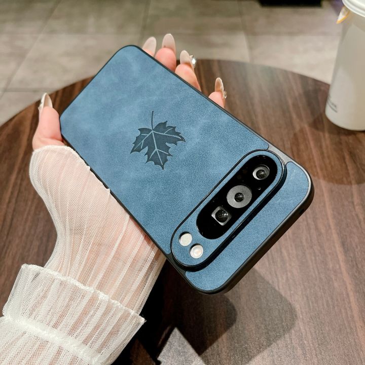 Retre%20Leather%20Phone%20Case%20For%20Google%20Pixel%2010%209%20Pro%20XL%208%207%20Pro%208A%207A%20Maple%20Leaves%20Case%20Cover%20for%20Pixel%209Pro%209A%208Pro%207Pro%2010Pro%20-%20Image%208