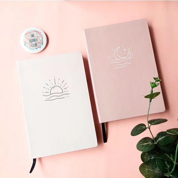 Sun%20or%20Moon%20Minimalistic%20Lined%20Journal%20%7C%20Notebook%20%20%7C%20Hardcover%20Diary%20-%20Image%205