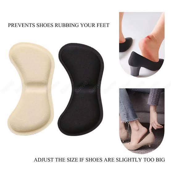 Say%20goodbye%20to%20foot%20pain%20and%20discomfort%20with%20our%201%20Pair%20Forefoot%20Pads%20&%20Heel%20Protectors%E2%80%94the%20ultimate%20solution%20for%20daily%20foot%20support.%20These%20soft,%20adjustable%20insole%20cushions%20are%20designed%20to%20target%20common%20pressure%20points%20on%20the%20forefoot%20and%20heel,%20offering%20e%20-%20Image%205