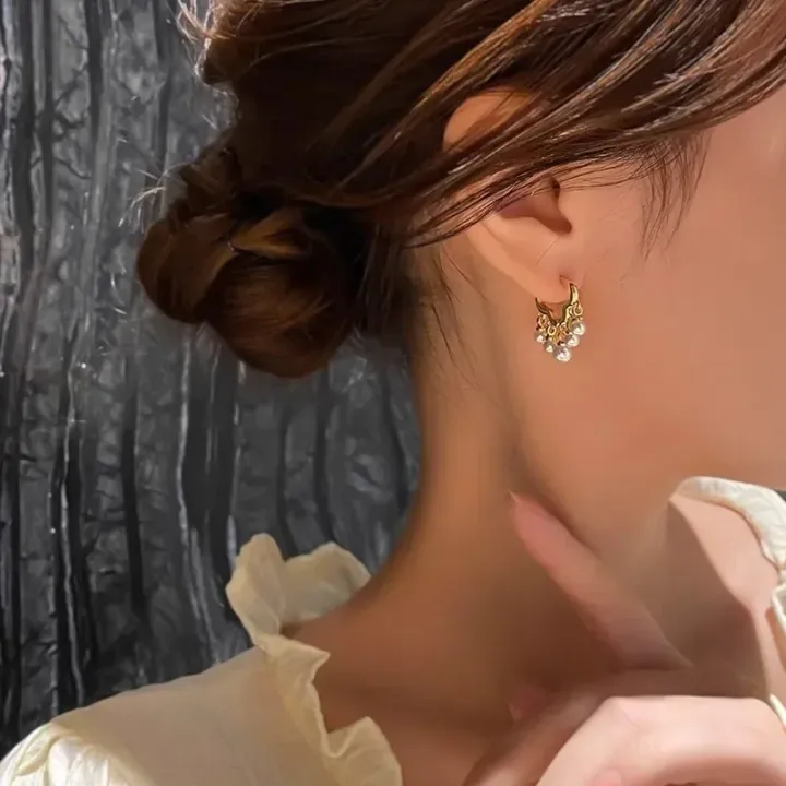 Cloud%20Imitation%20Pearl%20Huggies%20Hoop%20Earrings%20for%20Women%20Party%20Classic%20Ins%20Fashion%20Jewelry%20Minimalist%20Accessories%20Birthday%20Gifts%20-%20Image%203