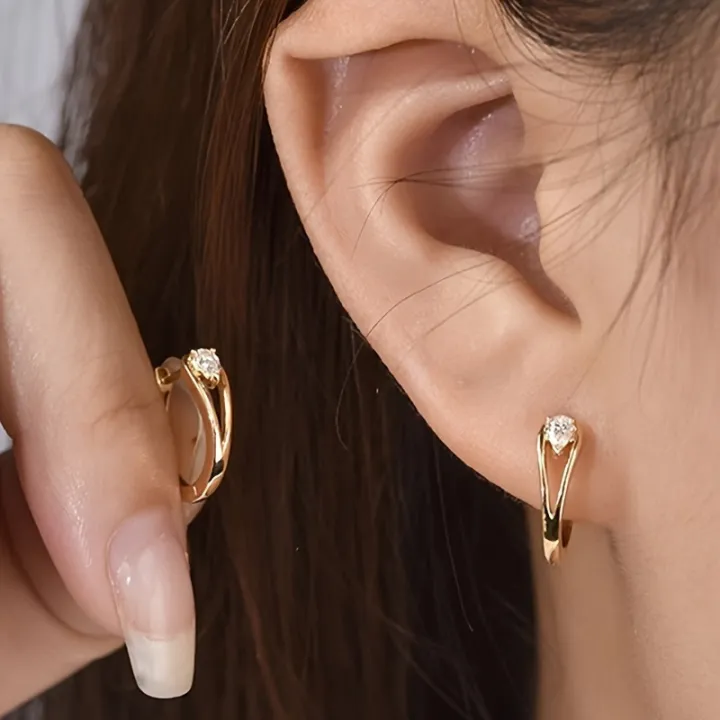 Dazzling%20Geometric%20White%20Zircon%20Hoop%20Earrings%20for%20Women%20Exquisite%20Fashion%20Engagement%20Wedding%20Earrings%20Jewelry%20-%20Image%202