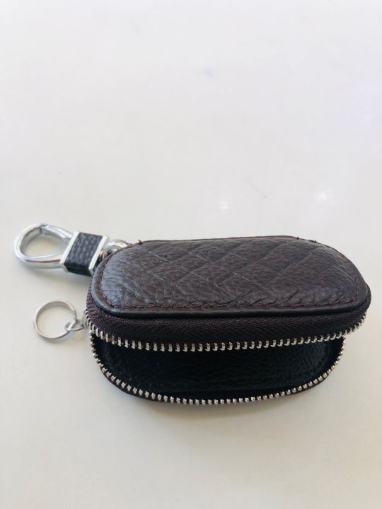 PU%20Leather%20Premium%20Key%20Bag%20for%20Car%20Keys%20Dark%20Brown%20Color%20-%20Image%202