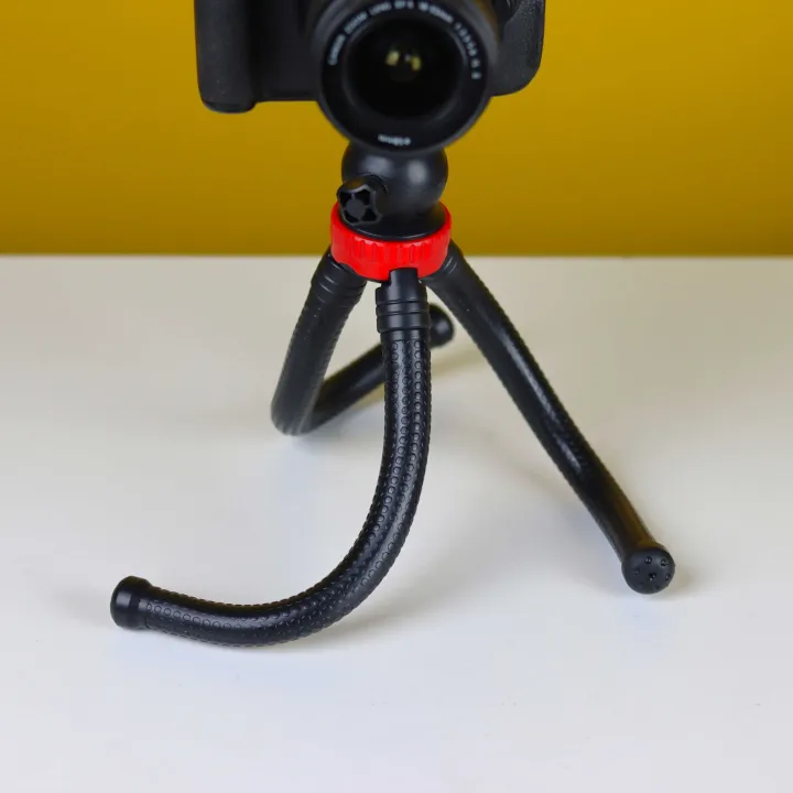 Octopus%20Tripod%20With%20Ball%20Head-%20Best%20For%20DSLR%20Or%20Smartphone%20Vlogging%20&%20Table%20Stand%20-%20Image%207