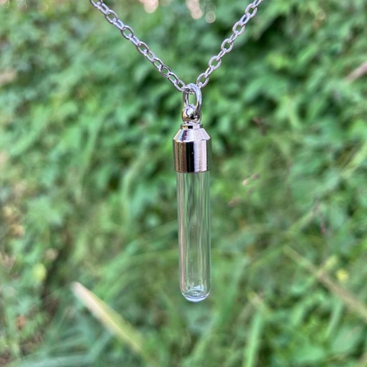 Stainless%20Steel%20Glass%20Cremation%20Cylinder%20Tube%20Urn%20Pendant%20Memorial%20Necklace%20Ashes%20Holder%20Keepsake%20Cremation%20Jewelry%20-%20Image%202