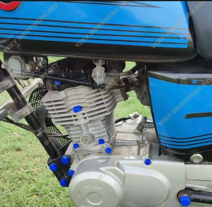 Motor%20bike%20Rubber%20Nut%20covers%20(30%20pcs)%20Rubber%20Nut%20Caps%20fancy%20Motorbike%20Universal%20Fit%20Black%20Blue%20Red%20-%20Image%203