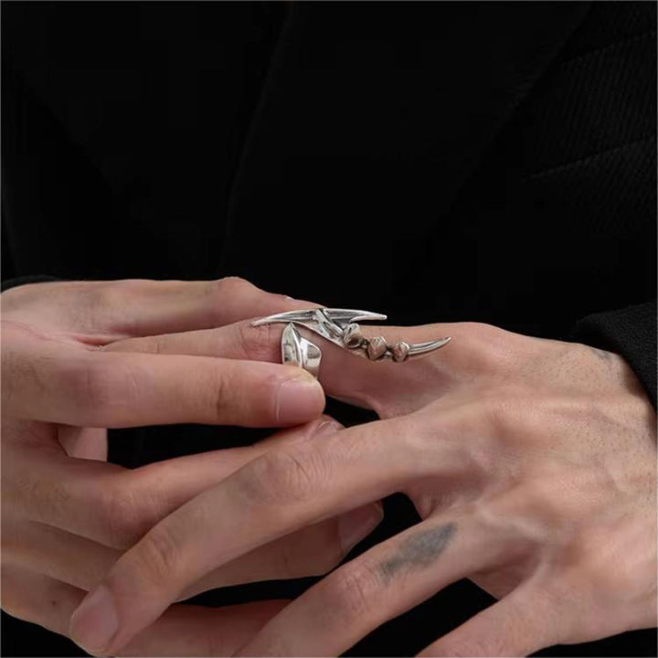 Cyberpunk%20Alien%20Irregular%20Ring%20Unisex%20Hip-hop%20Exaggerated%20Opening%20Rings%20Carnival%20Accessories%20-%20Image%205