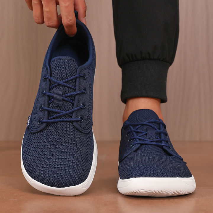 Simple%20Wide%20Footed%20Men%20and%20Women%20Universal%20Mesh%20Breathable%20Sports%20Shoes%20Lightweight%20Casual%20Flat%20Shoes%20Summer%20Cool%20Walking%20Shoes%20-%20Image%204