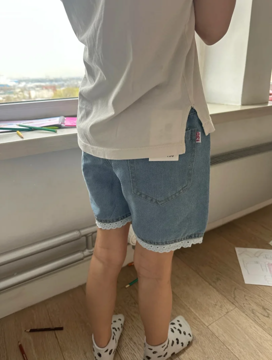 New%20Girls%20Denim%20Shorts%20Korean%20Lightweight%20Summer%20Shorts%20for%20Toddler%20Girls%20Casual%20Versatile%20Children's%20Clothing%20Outdoor%20Wear%20-%20Image%206