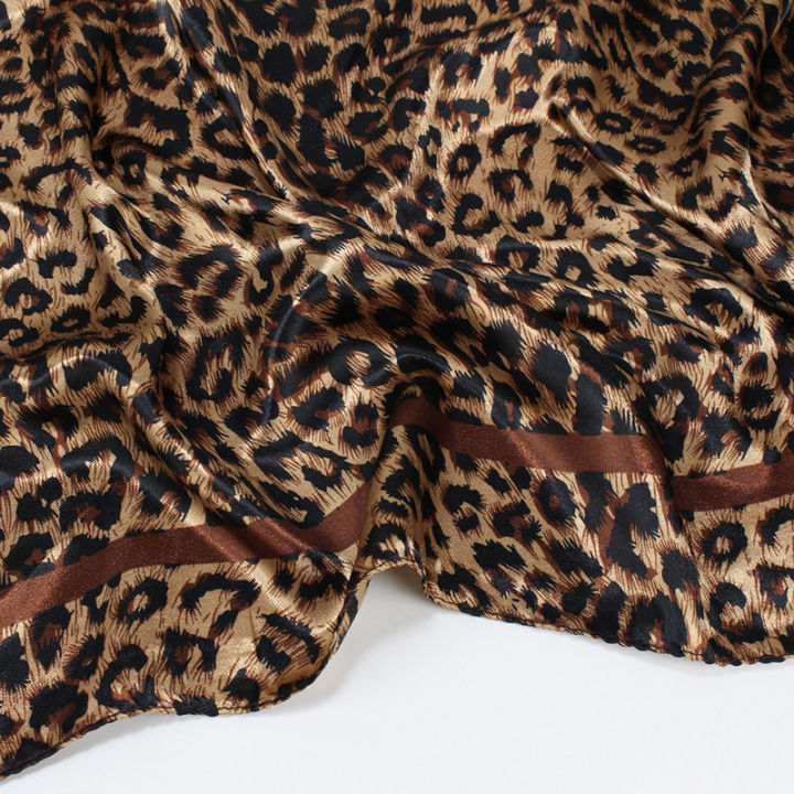 90*90cm%20Hair%20Scarf%20Women%20Fashion%20Designer%20Beautiful%20Flowers%20Foulard%20Soft%20Satin%20Shawl%20Kerchief%20Square%20Silk%20Scarfs%20Neck%20Headscarf%20-%20Image%206