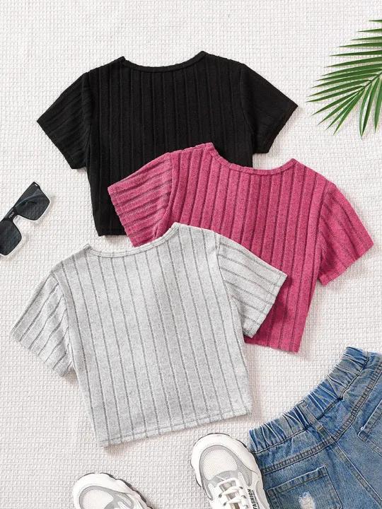 Spring/Summer%20Girl%20Big%20Boy%20Girl%20Casual%20Cute%20Solid%20Color%20Round%20Neck%20Short%20Sleeve%20Three%20Piece%20Set%20-%20Image%202